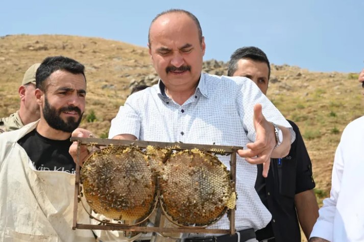 Batman Sason’da Bal Hasadı Sevinci