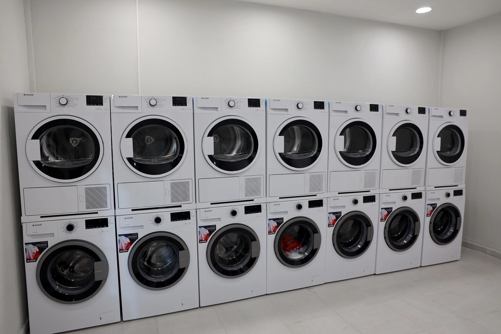 Sakarya'da öğrenci çamaşırhanesi hizmete girdi